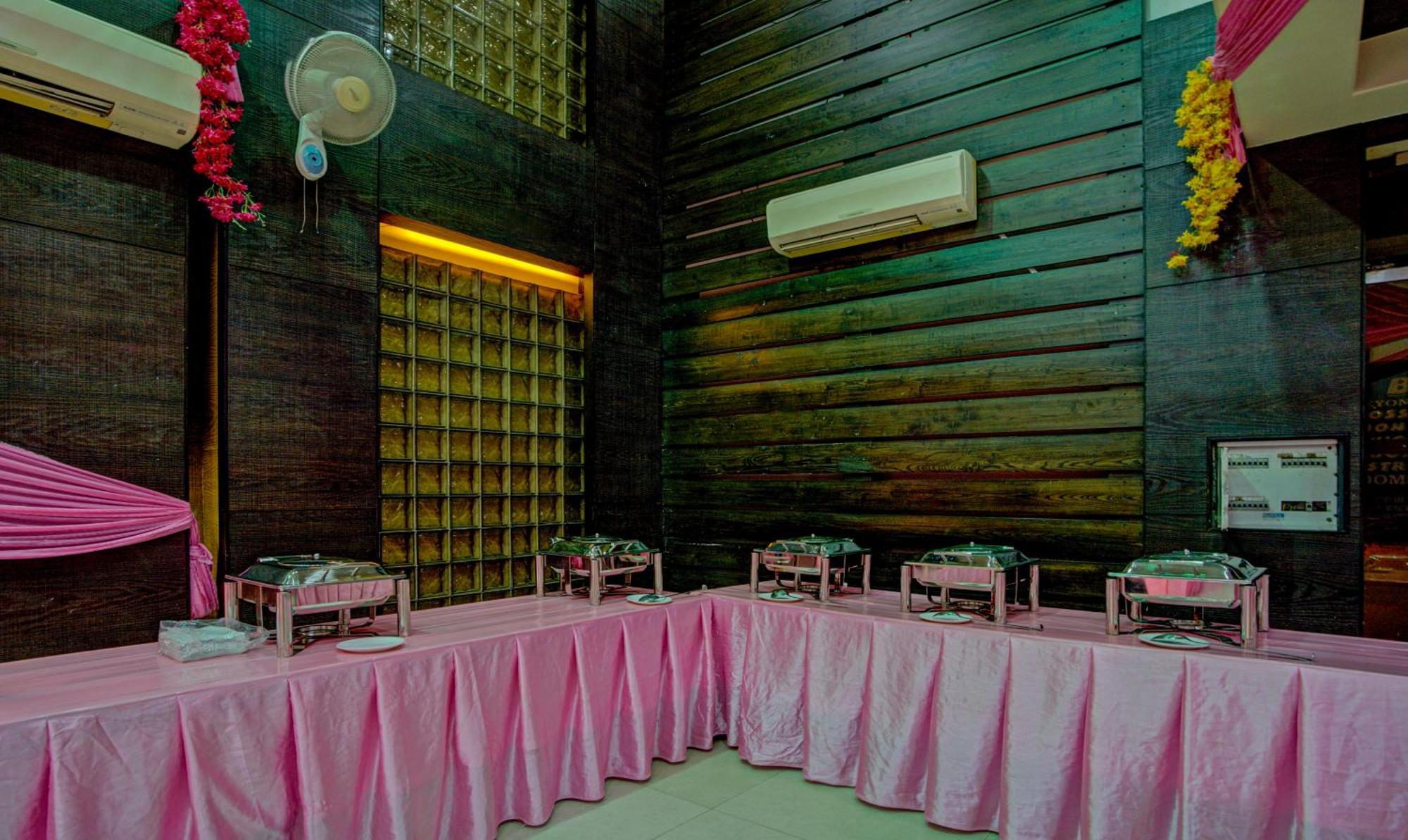 Hotel Treebo Bliss à Jaipur Extérieur photo